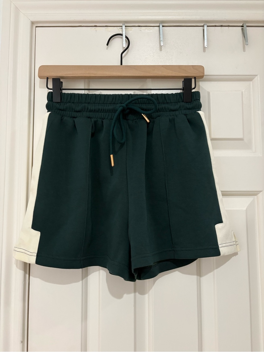 Entro Women’s Dark Green Drawstring Shorts
